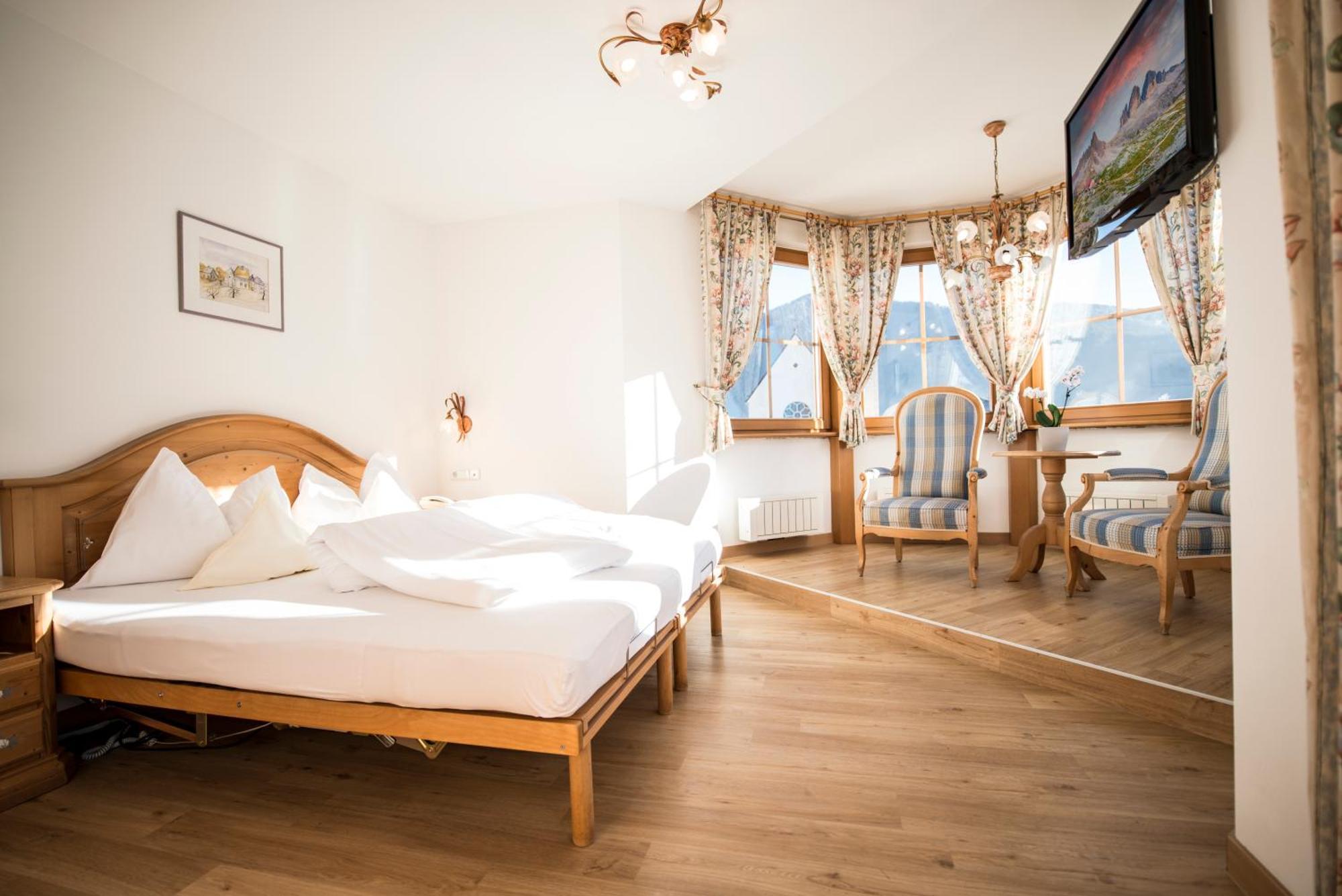 Turmhotel Gschwendt Planca di Sopra Екстер'єр фото