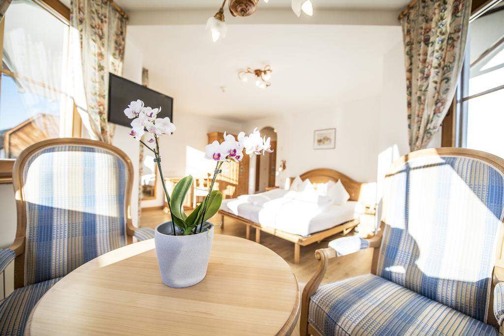 Turmhotel Gschwendt Planca di Sopra Екстер'єр фото